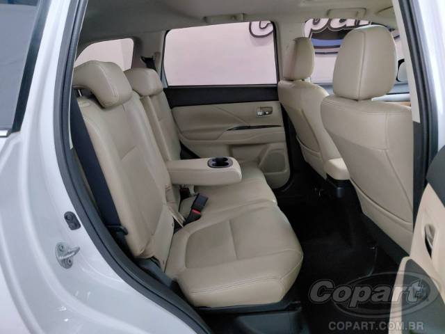 2015 MITSUBISHI OUTLANDER 