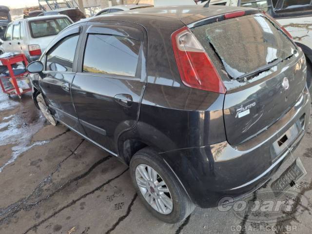 2011 FIAT PUNTO 
