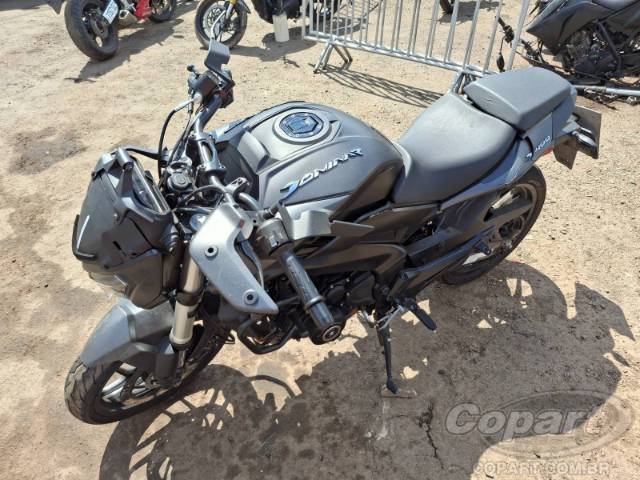 2025 BAJAJ DOMINAR 