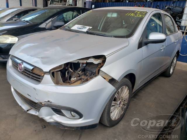 2015 FIAT GRAND SIENA 