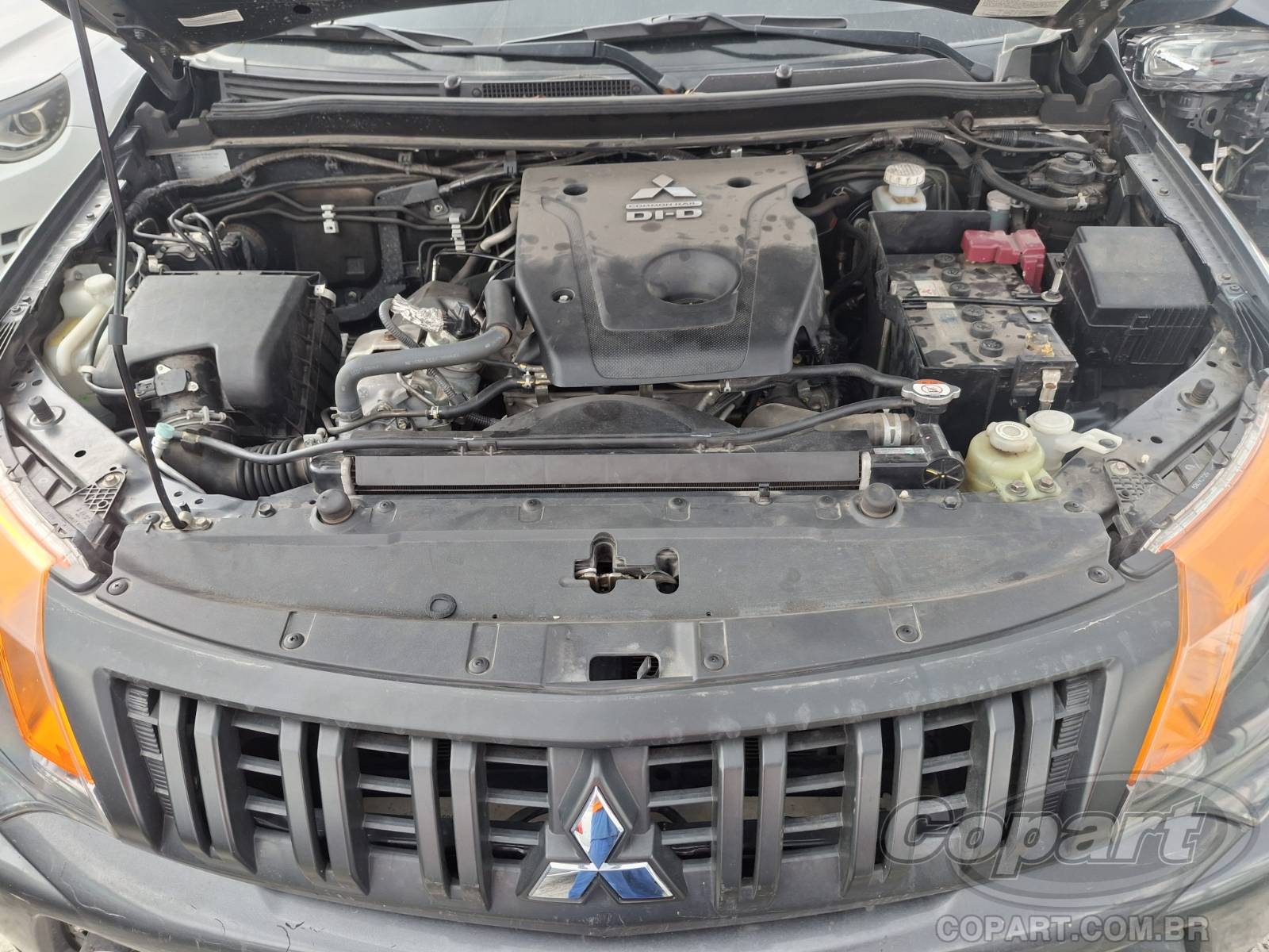 Foto 7 de 10: 2024 MITSUBISHI L200 TRITON