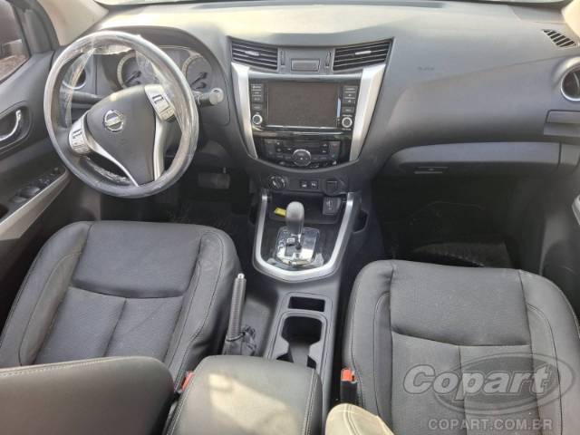 2022 NISSAN FRONTIER CD 