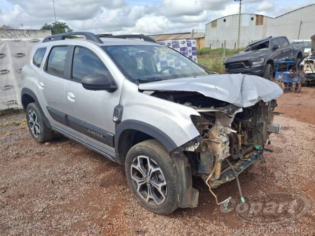 2022 RENAULT DUSTER 