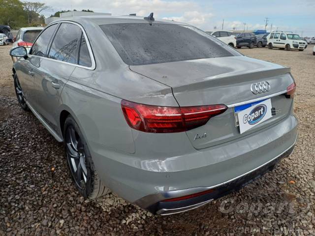 2022 AUDI A4 