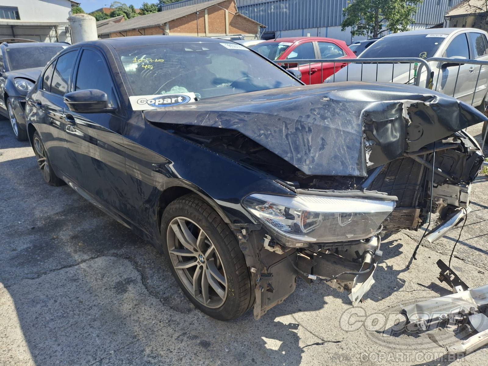 Veículo BMW SERIE 5 BMW SERIE 5 2020 HIBRIDO ELETRICO/GASOLINA 2020 em leilão