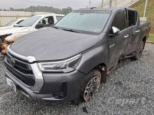 2023 TOYOTA HILUX CD 