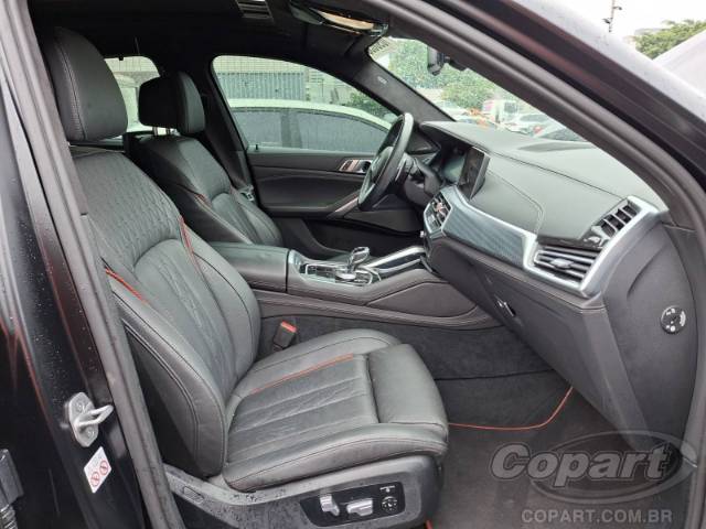 2022 BMW X6 