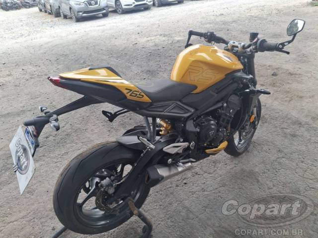 2025 TRIUMPH STREET TRIPLE 