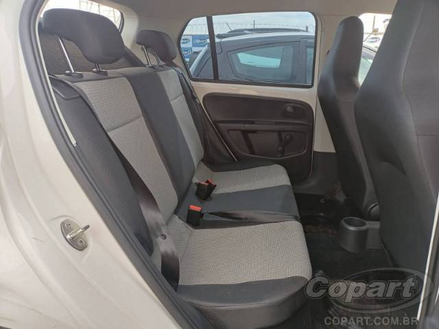 2016 VOLKSWAGEN UP 