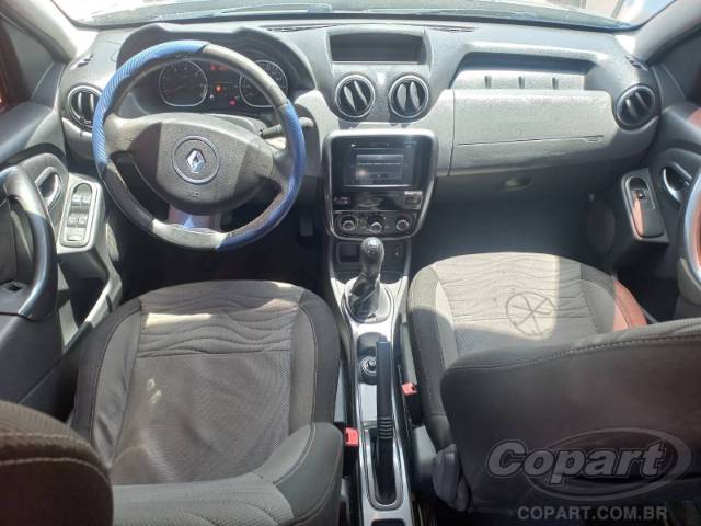 2015 RENAULT DUSTER 