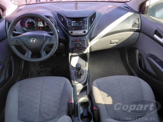 2016 HYUNDAI HB20S 