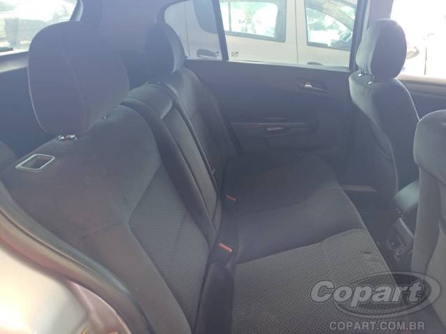 2011 CHEVROLET VECTRA HATCH 