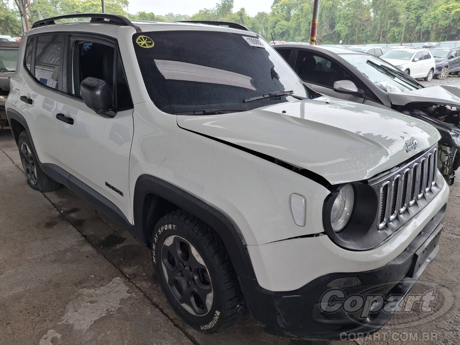 Veículo Fiat Renegade Jeep Renegade Longitude 1.8 16V E.TorQ Evo 2021 2021 em leilão