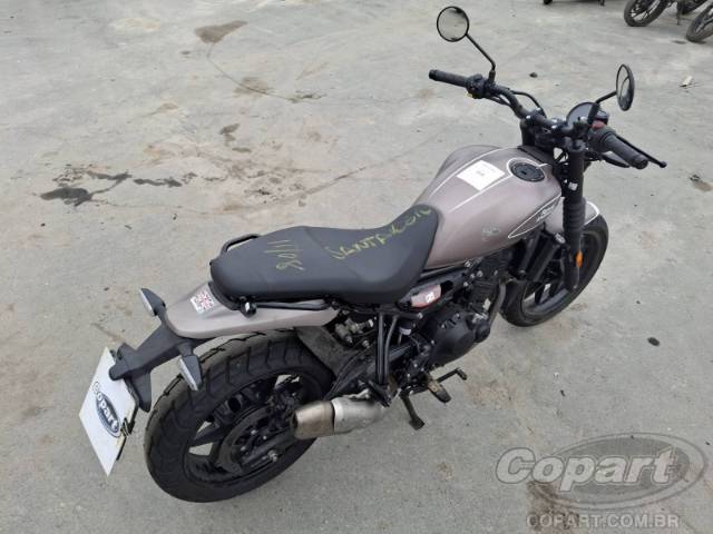 2026 ROYAL ENFIELD Guerrilla 