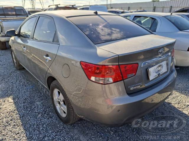 2013 KIA CERATO 