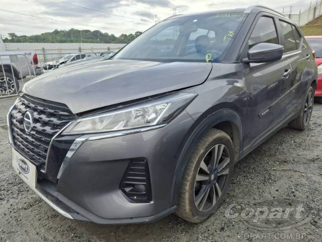 2022 NISSAN KICKS 