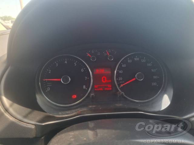 2016 VOLKSWAGEN VOYAGE 