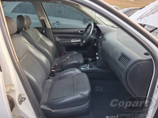 2011 VOLKSWAGEN GOLF 