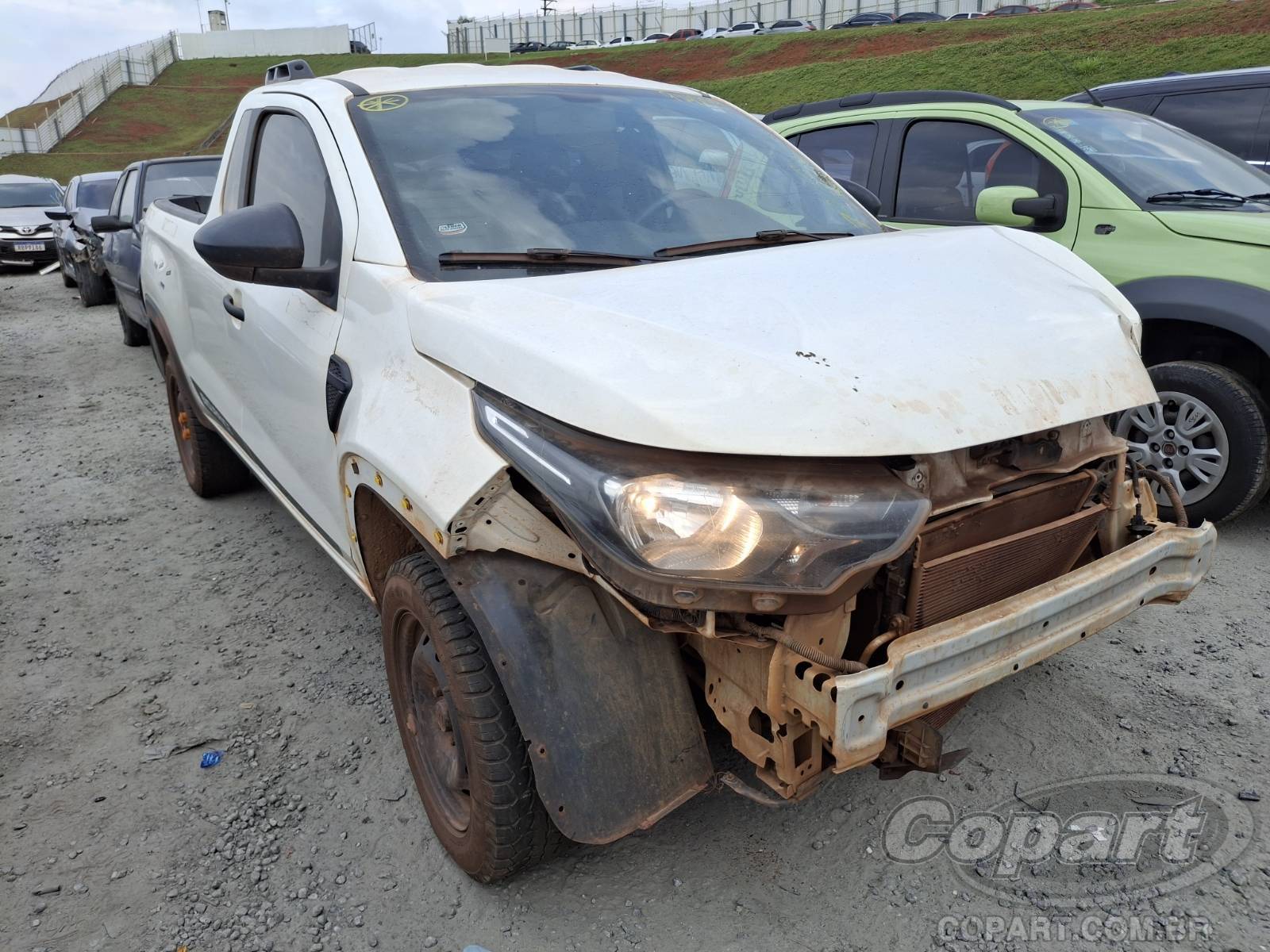 Veículo Fiat Strada Fiat Strada Endurance 1.4 Fire 2022 Médio Dano Frontal 2022 em leilão