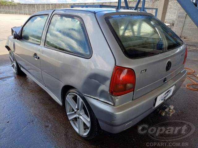 2001 VOLKSWAGEN GOL 
