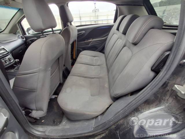 2014 FIAT PUNTO 