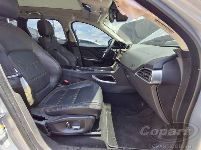2019 JAGUAR F-PACE 