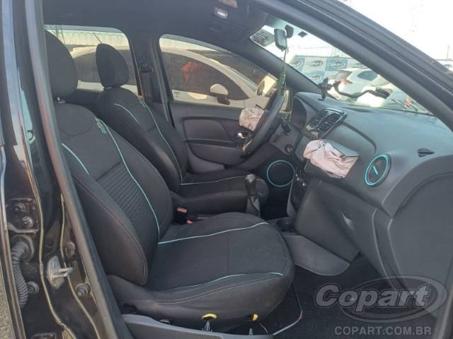 2018 RENAULT SANDERO 