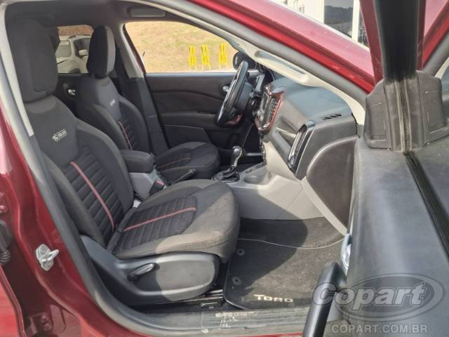 2017 FIAT TORO 