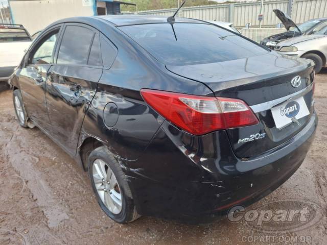 2014 HYUNDAI HB20S 
