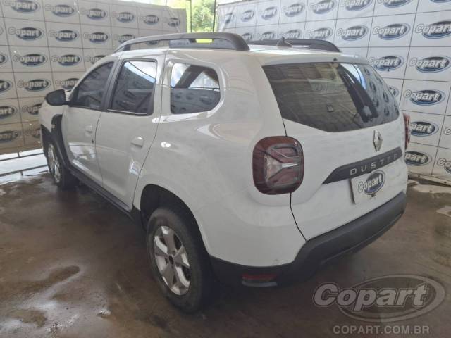 2025 RENAULT DUSTER 
