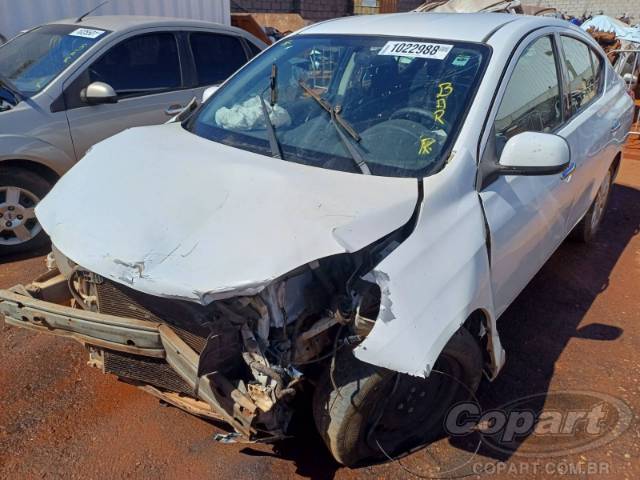 2014 NISSAN VERSA 