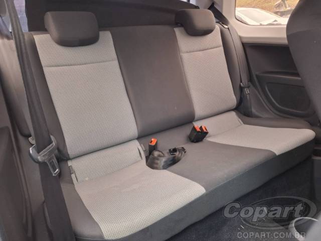 2015 VOLKSWAGEN UP 
