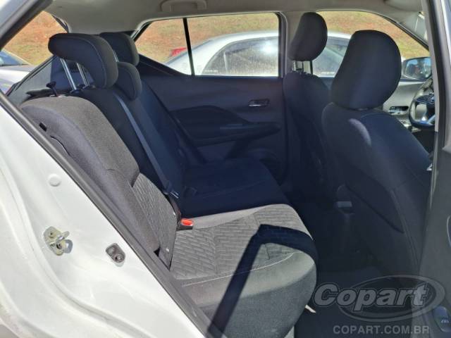 2022 NISSAN KICKS 
