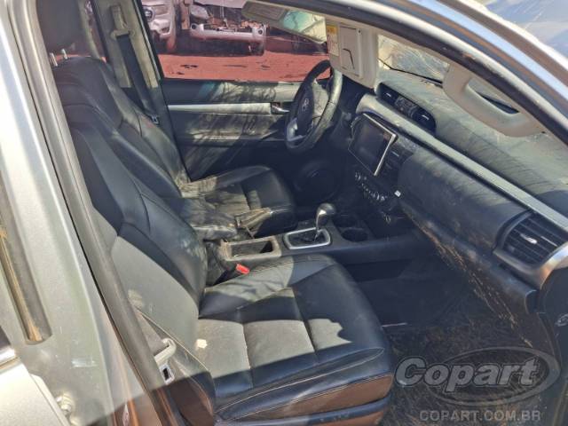 2016 TOYOTA HILUX CD 