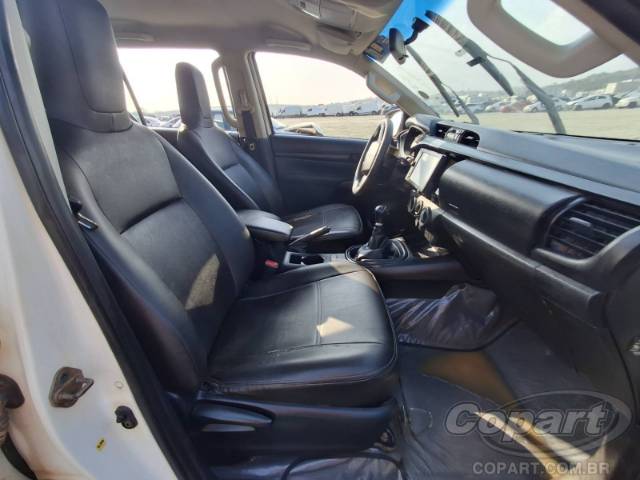2022 TOYOTA HILUX CD 