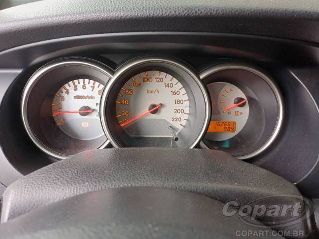 2014 NISSAN LIVINA 