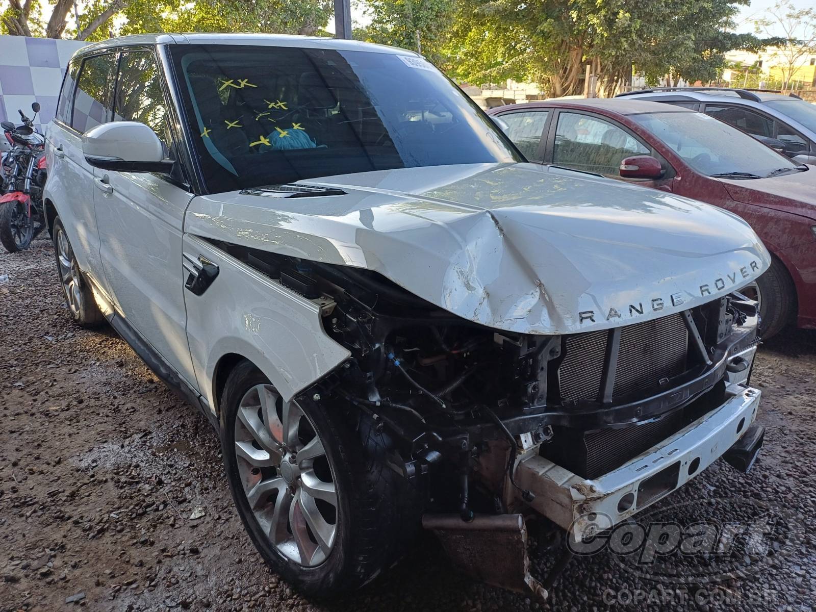 Veículo Land Rover RANGE ROVER Land Rover Range Rover Sport SE 3.0 V6 TD6 Turbo 2019 Colisão Média Monta 2019 em leilão