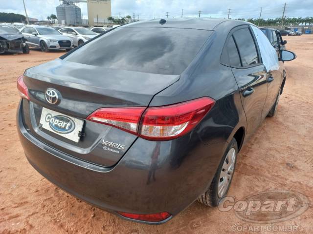 2024 TOYOTA YARIS SEDA 