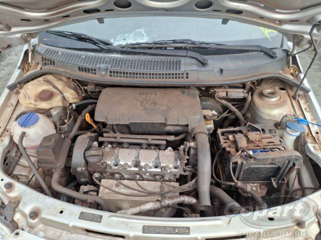 2010 VOLKSWAGEN VOYAGE 