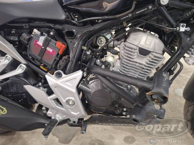 2026 HONDA CB 300F 