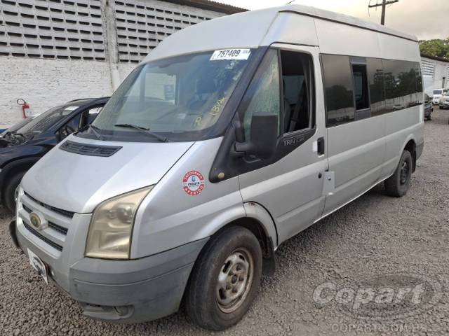 2011 FORD TRANSIT BUS 
