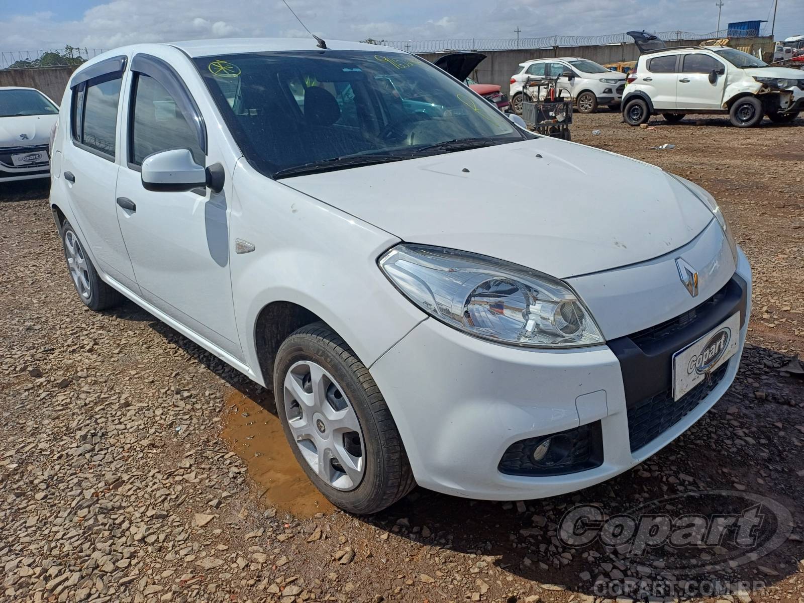 Veículo Renault Sandero Renault Sandero Expression 1.6 Hi-Power 2014 Médio Dano 2014 em leilão