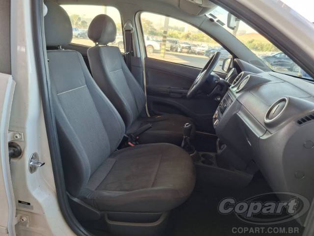 2013 VOLKSWAGEN GOL 