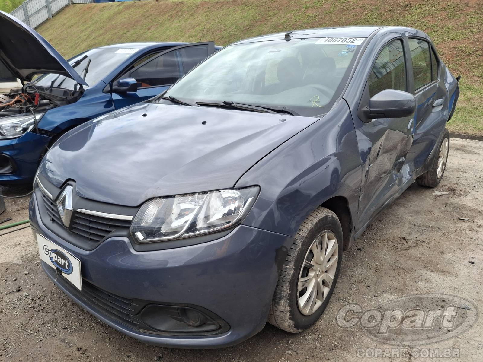Foto 2: 2014 RENAULT LOGAN