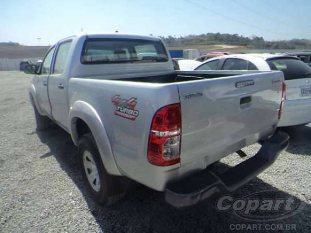 2014 TOYOTA HILUX CD 