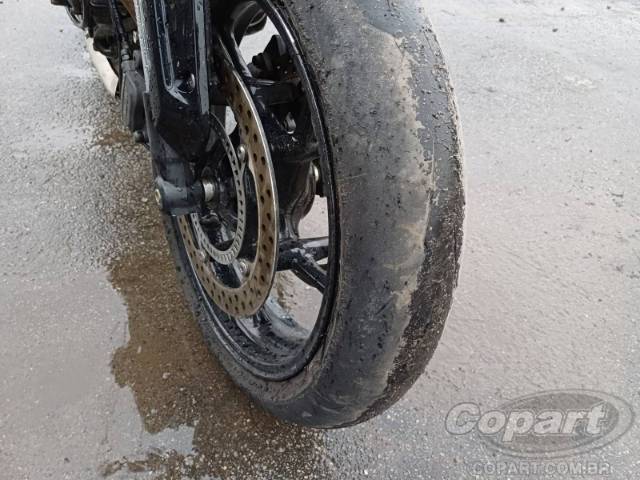 2025 TRIUMPH TRIDENT 