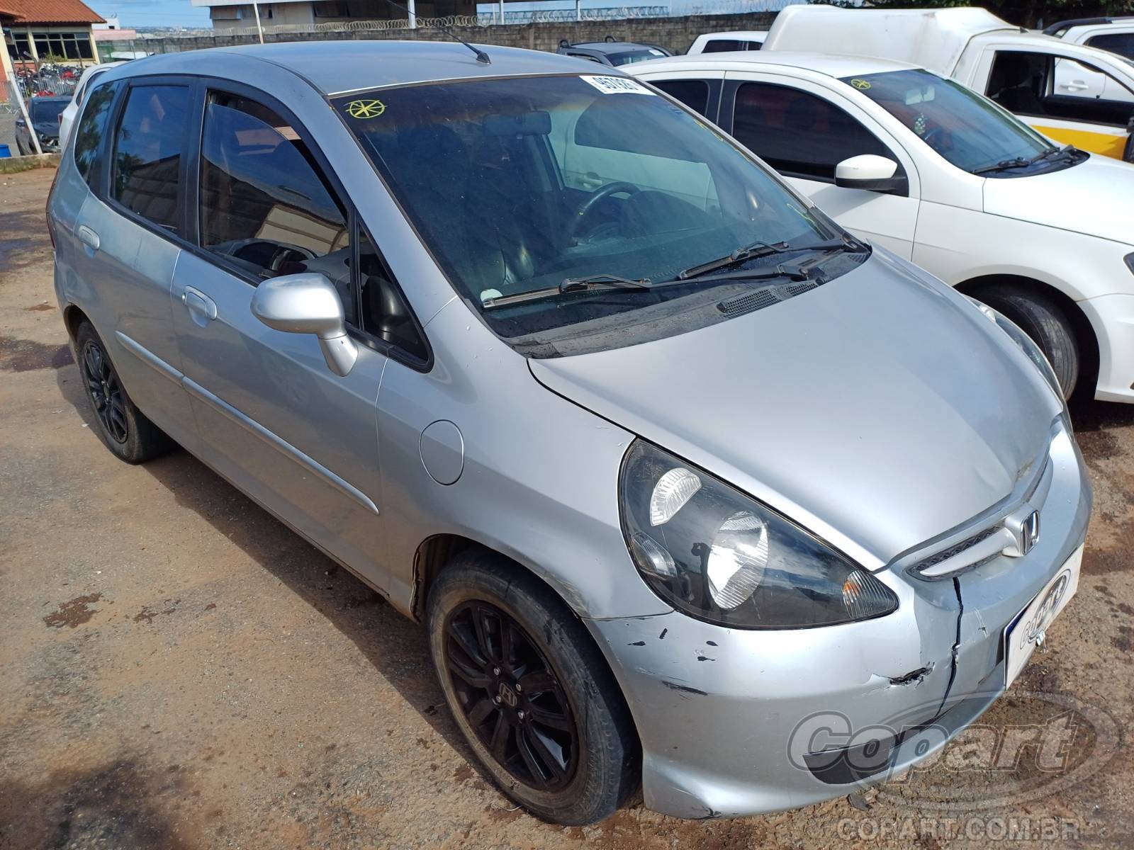 Veículo Honda Fit Honda Fit LX 1.4 2008 Médio Dano Traseiro 2008 em leilão