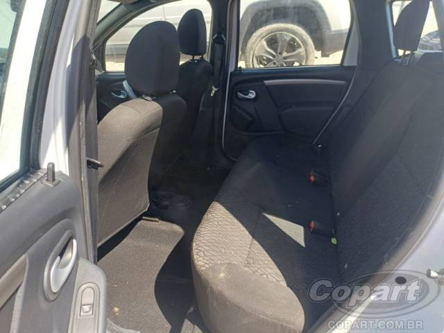 2020 RENAULT DUSTER 