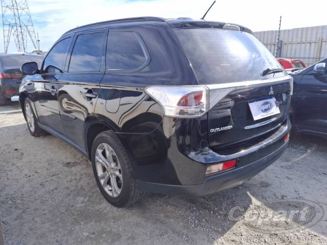 2014 MITSUBISHI OUTLANDER 