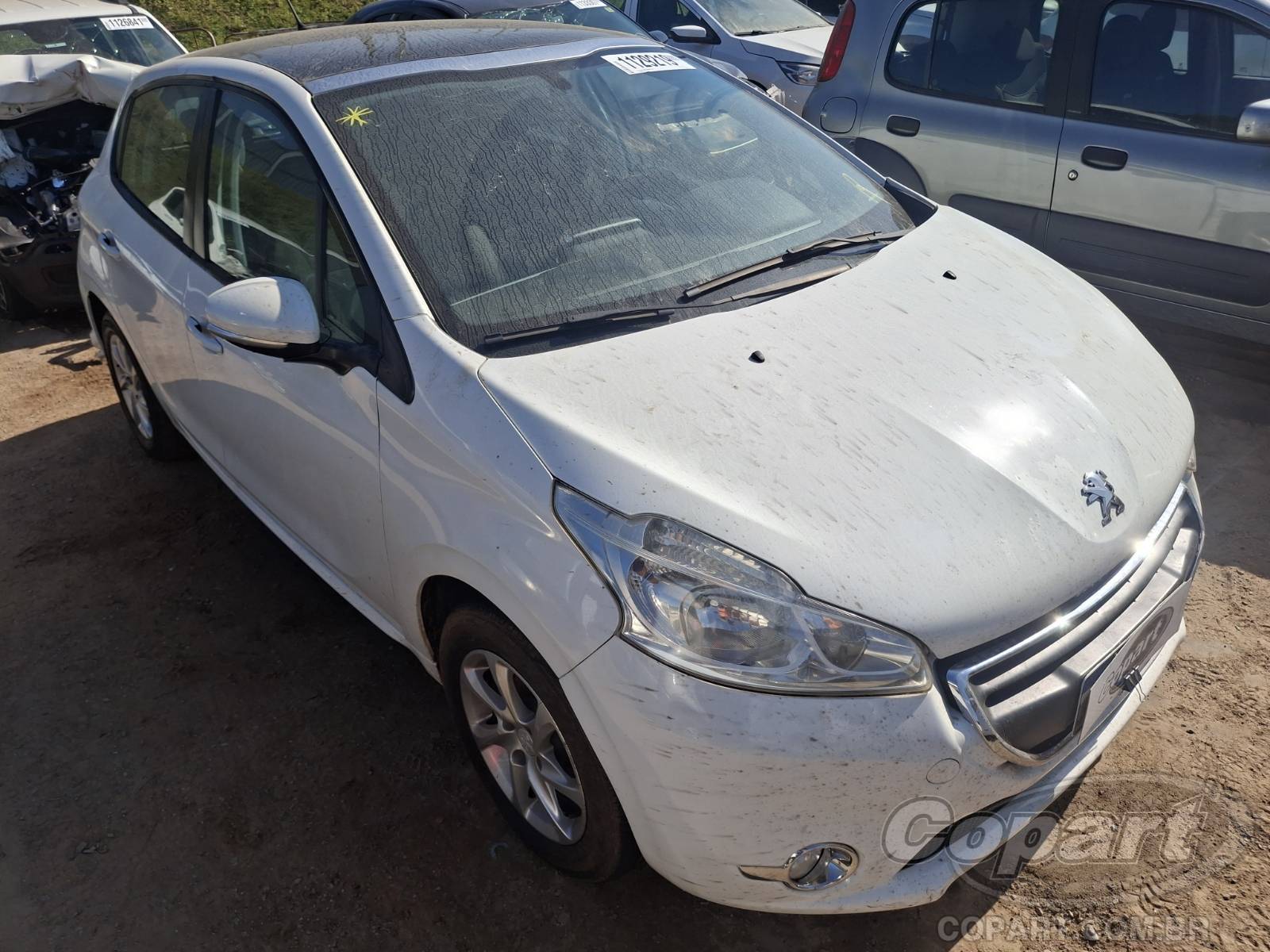 PEUGEOT 208 2016
